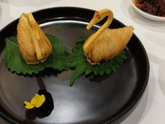 鲍鱼天鹅酥-白天鹅宾馆-宏图府餐厅