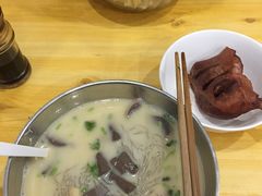 -津津老鸭粉丝馆(正东路店)