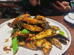 香炒脆皮茄子-宋庄魁元艺术餐厅