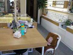 -视野联行眼镜·蔡司·控优点授权(长白万象汇店)
