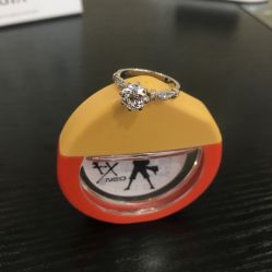 -威德钻石-克拉钻大本营(南京东路店)