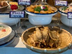 -三泉海中鲜海鲜加工零售广场(幸福时代店)