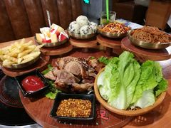 -肥肥虾庄·金牌油焖大虾(杨园滨江时代walk店)
