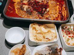 -半天妖烤鱼(兰州国芳中心店)