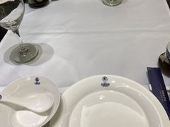 -红鼎豆捞·非遗鲍皇汤火锅(宝丰路店)