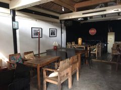 大堂-脚下咖啡·CHILL酒馆(灵光东巷店)
