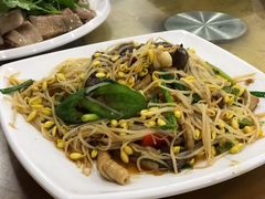 鹅肠血豆芽-牛恒濑粉