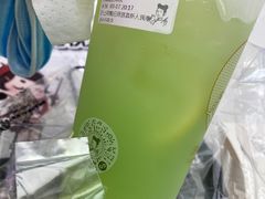 -沪上阿姨鲜果茶(新人民商场步行街店)