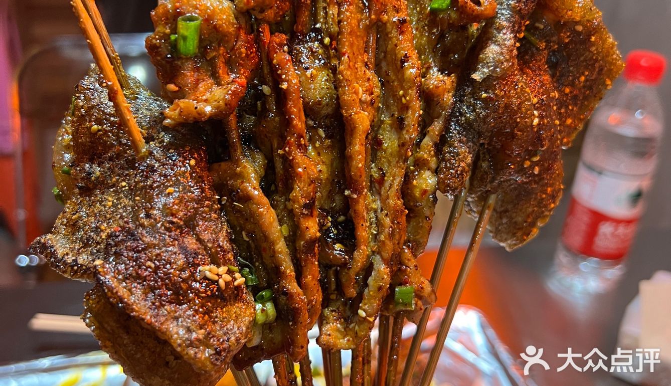 九街附近的烧烤