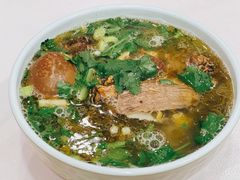 -全家福米线