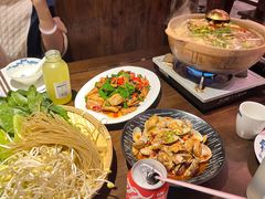 -聚汇三少·龙虾·中餐厅(莫邪路新天地店)