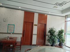 -老钟家烤羊排·敦伊阁清真餐厅胡羊焖饼