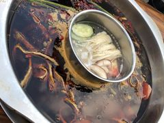 -周幺妹重庆老火锅(银泰城总店)