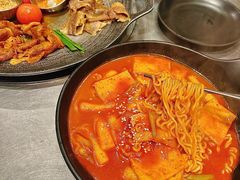 -山·烤辣鸡韩国料理(西溪路店)