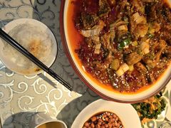 -巴特餐饮6加1音乐餐吧·新疆菜