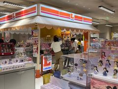 -泡泡玛特POPMART(蓝色港湾店)