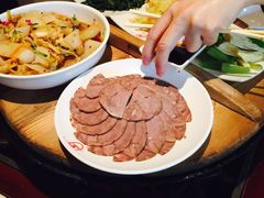 大刀牛肉-乡土居（焖面、烩菜、炒菜）(万达店)