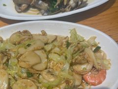 海鲜炒年糕-金海湾海鲜排档(朱家尖店)