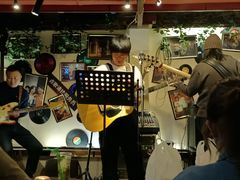 -南锣鼓巷吉他吧(鼓楼店)