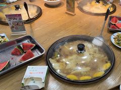 -屯老二农家铁锅炖·行业领军者(梅江店)