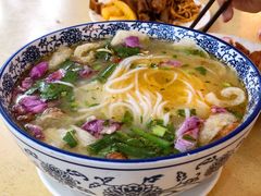 -桥香园云南过桥米线(金马碧鸡店)