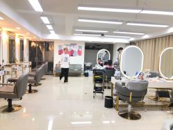 -IU潮牌·SALON
