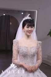 -艾米丽婚纱礼服