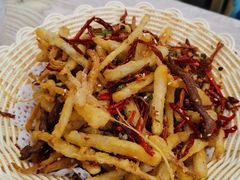 -江城燕子大排档(江汉路步行街店)