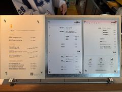 -彳亍咖啡·这里(水湾路店)