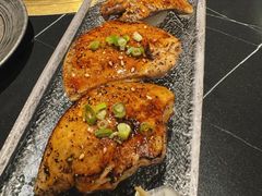 -山川小町·极番烧肉(新地假日广场店)