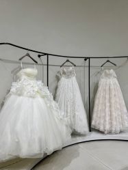 -城市花园婚纱摄影