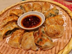 -年辉渔村·非遗传承餐厅(新丰江店)