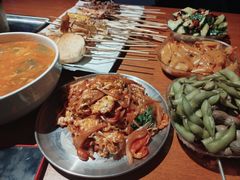 -京狮炙燥·精酿烧烤(首经贸店)