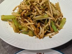 -闫府私房菜·老字号(恒隆店)