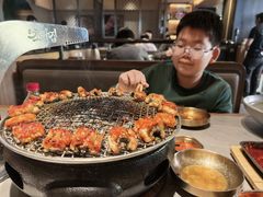 -草家酱蟹炭火烤肉店(珲春南路一店)