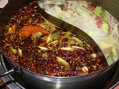 -乐山串串香老火锅(鼓楼店)