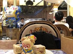 -more than meow吴止猫主题餐厅(承德 中船汇店)