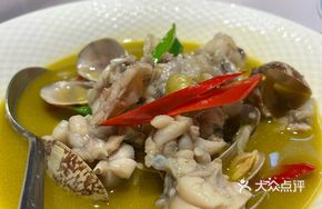 Clam and Frog Stir-fry