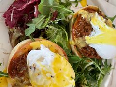 疯狂手撕牛肉班尼迪克蛋-The Rug Cafe(王府中环店)