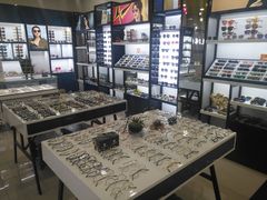 -三叶眼镜城·好视力眼镜店