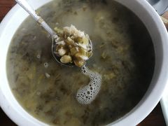 酸菜豆瓣汤-盐帮食坊•小河帮川菜(四川师大店)