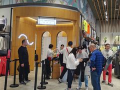 -lululemon(比斯特购物村店)