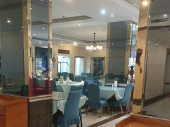 -向塘土鸡总店(八一广场店)