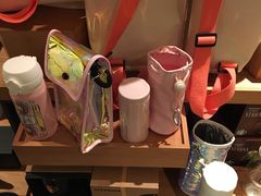 零售区-星巴克(广州动漫星城东区店)