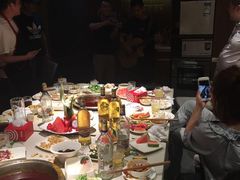 -海底捞火锅鲜切牛肉主题店(长寿路店)