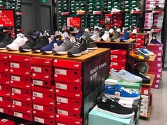 -PUMA品牌自营折扣店(苏州比斯特购物村店)