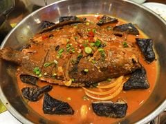 干锅臭鲑鱼-湘约爨厨(太白立交店)