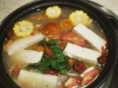 -九寨沟特色牦牛肉汤锅
