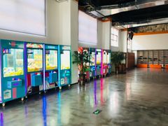 -嗨蹦Hi Boom蹦床工厂·蹦床公园