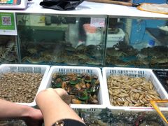 -渔人湾码头海鲜市场负二楼